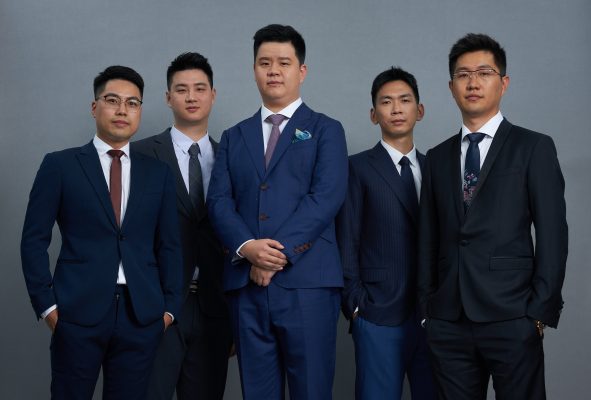 （左起）Ryan Wong、Wayne Huang、Kenny Zhang、Will Wu、Johnny Zhao